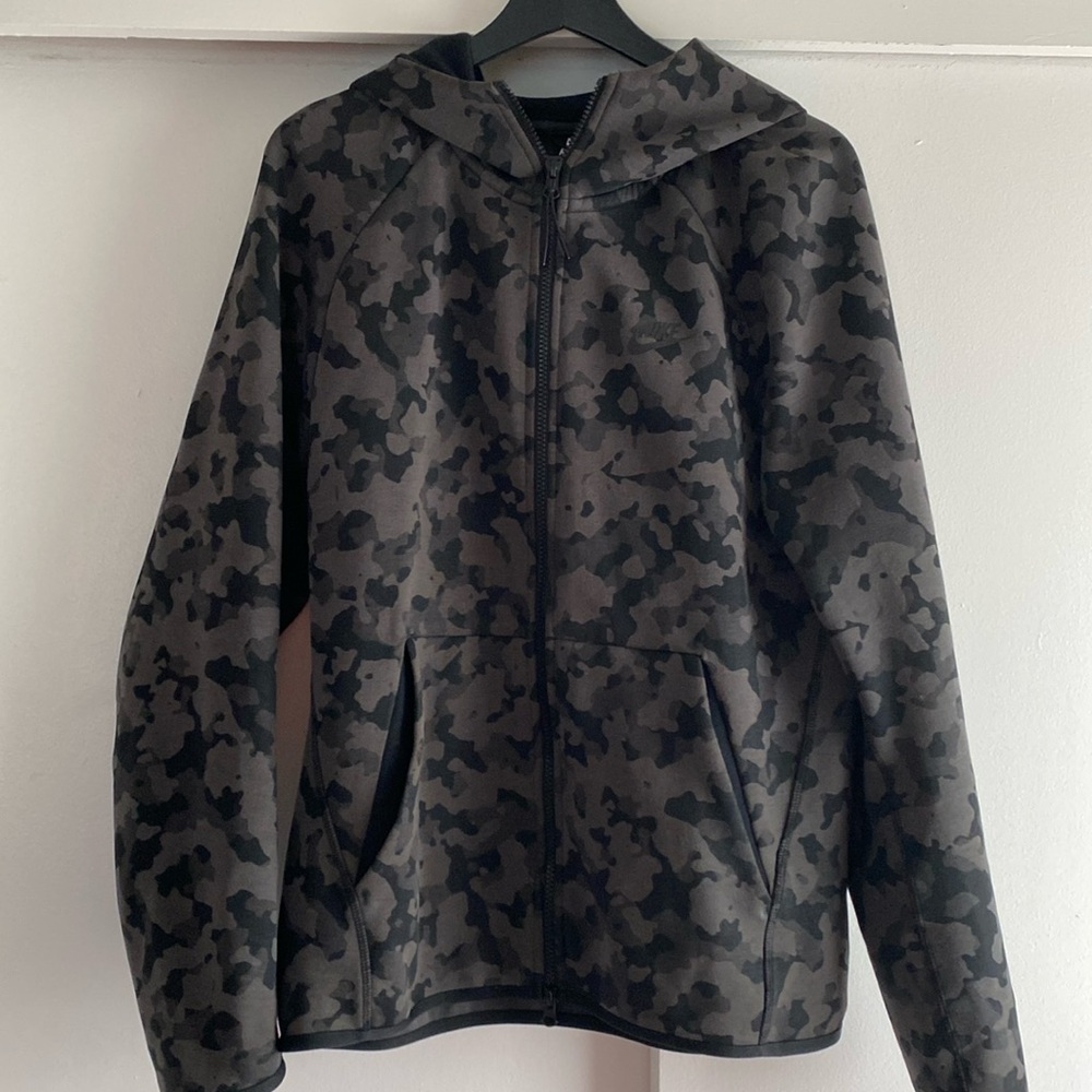 Men's Nike Tech Fleece AOP Camo Full Zip Hoodie size M